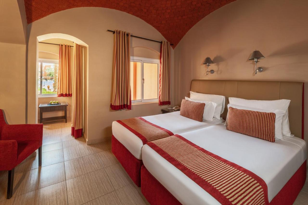 הורגהדה Jaz Makadi Oasis Resort מראה חיצוני תמונה