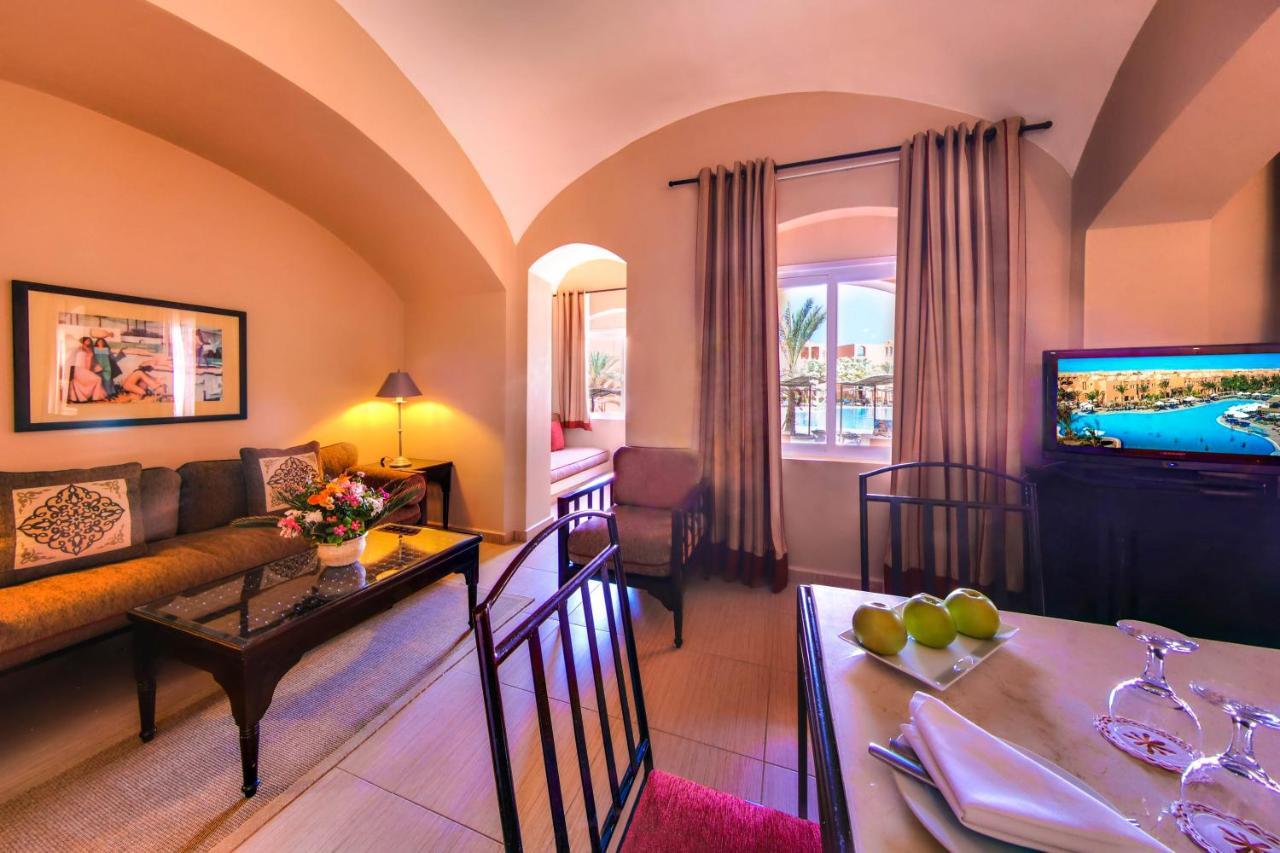 הורגהדה Jaz Makadi Oasis Resort מראה חיצוני תמונה